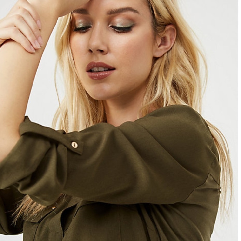 BNWT BLOUSE​ - Picture 3 of 5